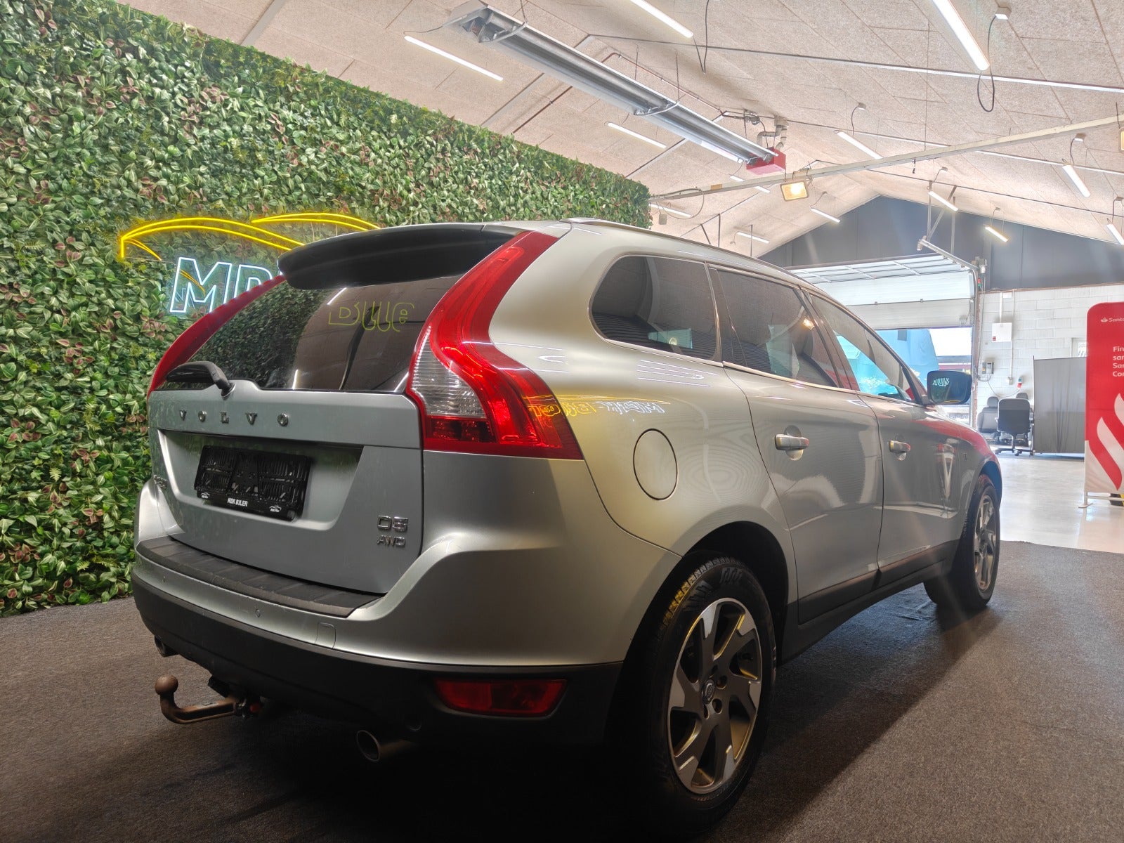 Billede af Volvo XC60 2,4 D5 215 Momentum aut. AWD