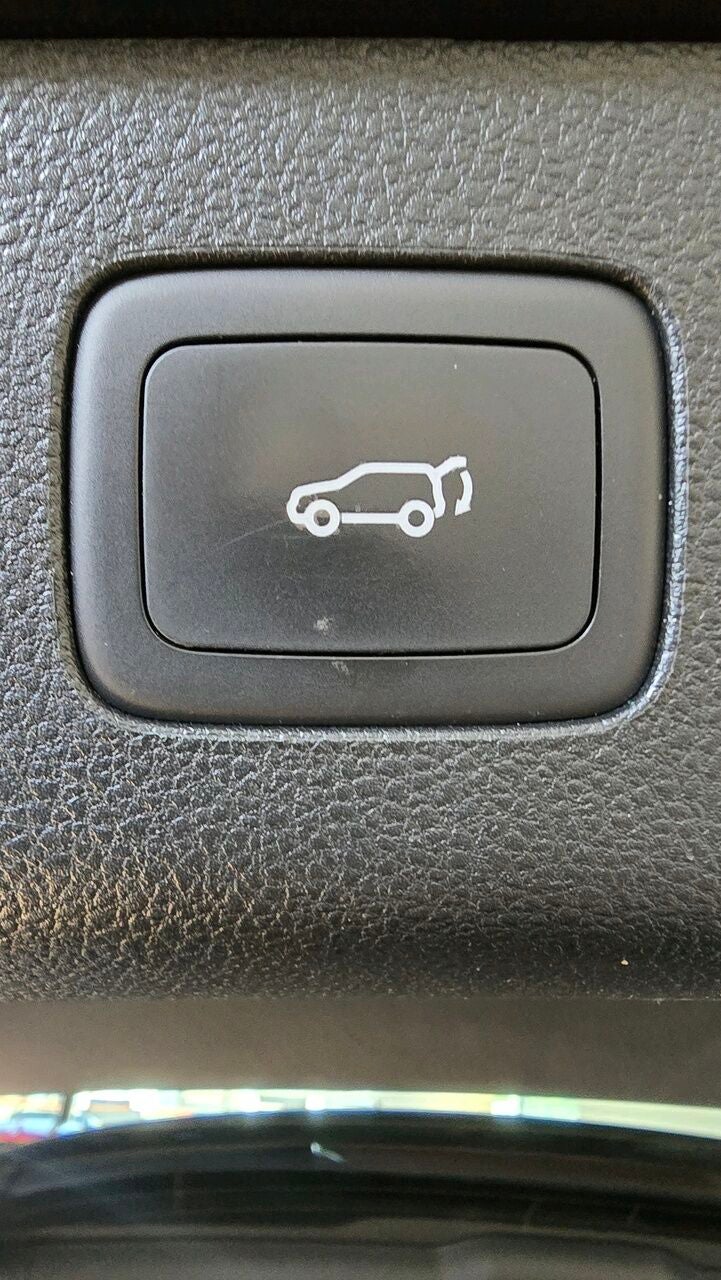 MG EHS PHEV Luxury
