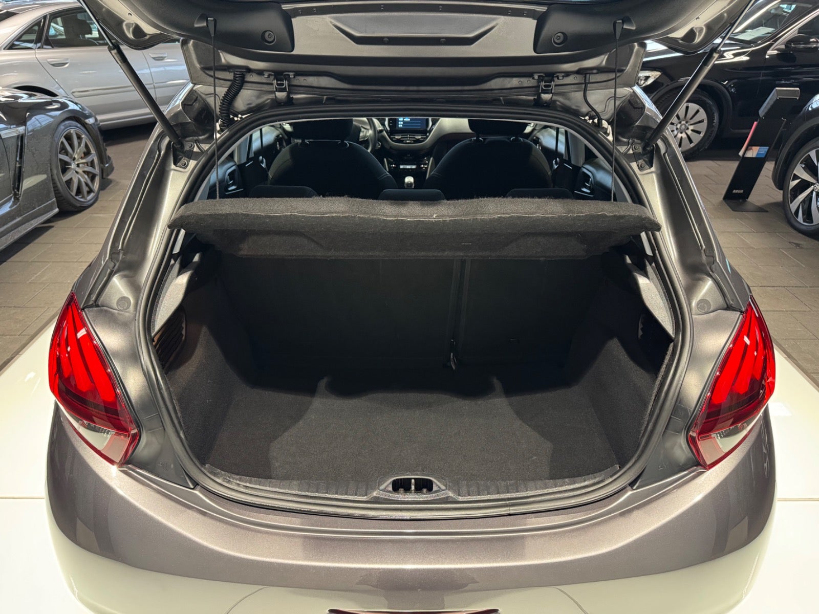 Billede af Peugeot 208 1,5 BlueHDi 100 Envy