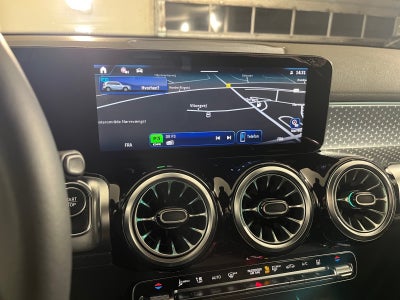 Mercedes EQB300 Progressive 4Matic Van