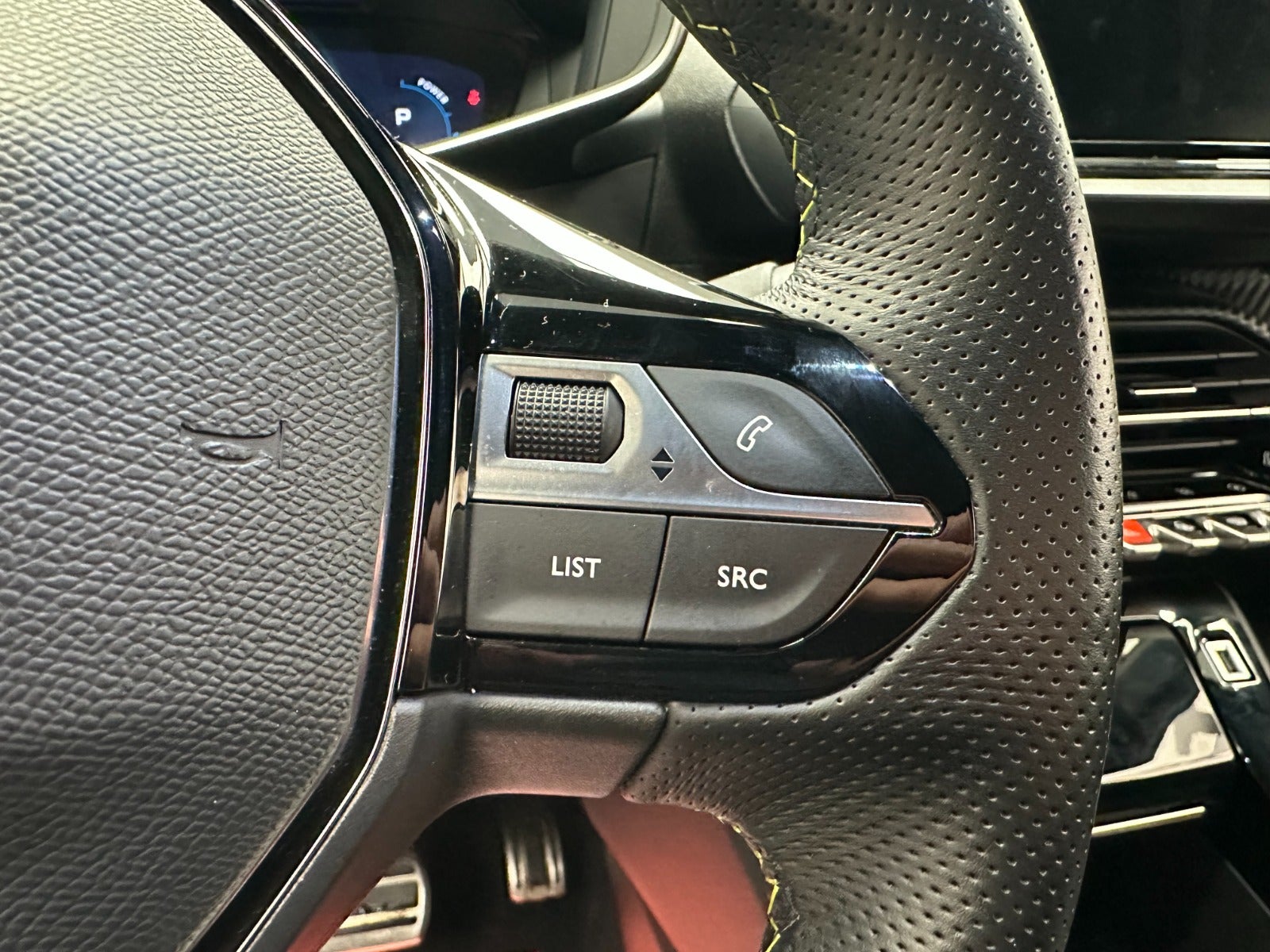 Billede af Peugeot e-2008 50 GT