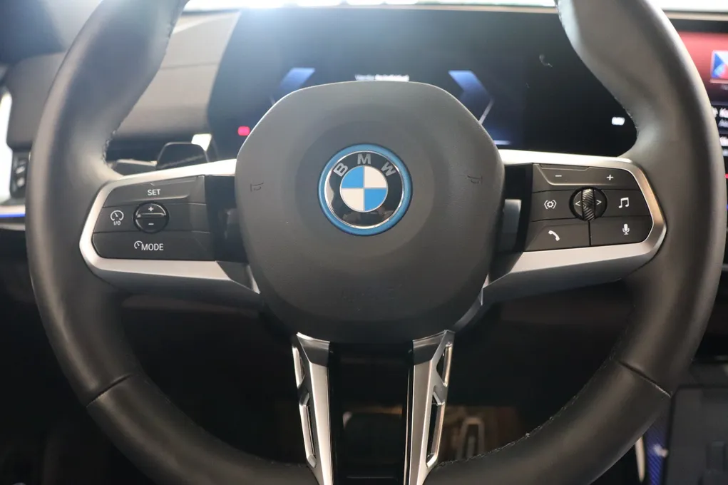 BMW iX2 eDrive20 M-Sport
