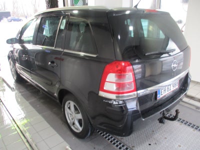 Opel Zafira 1,8 16V Enjoy 5d