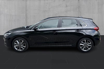 Hyundai i30 T-GDi Advanced DCT Hyundai i30 T-GDi Advanced DCT - 1