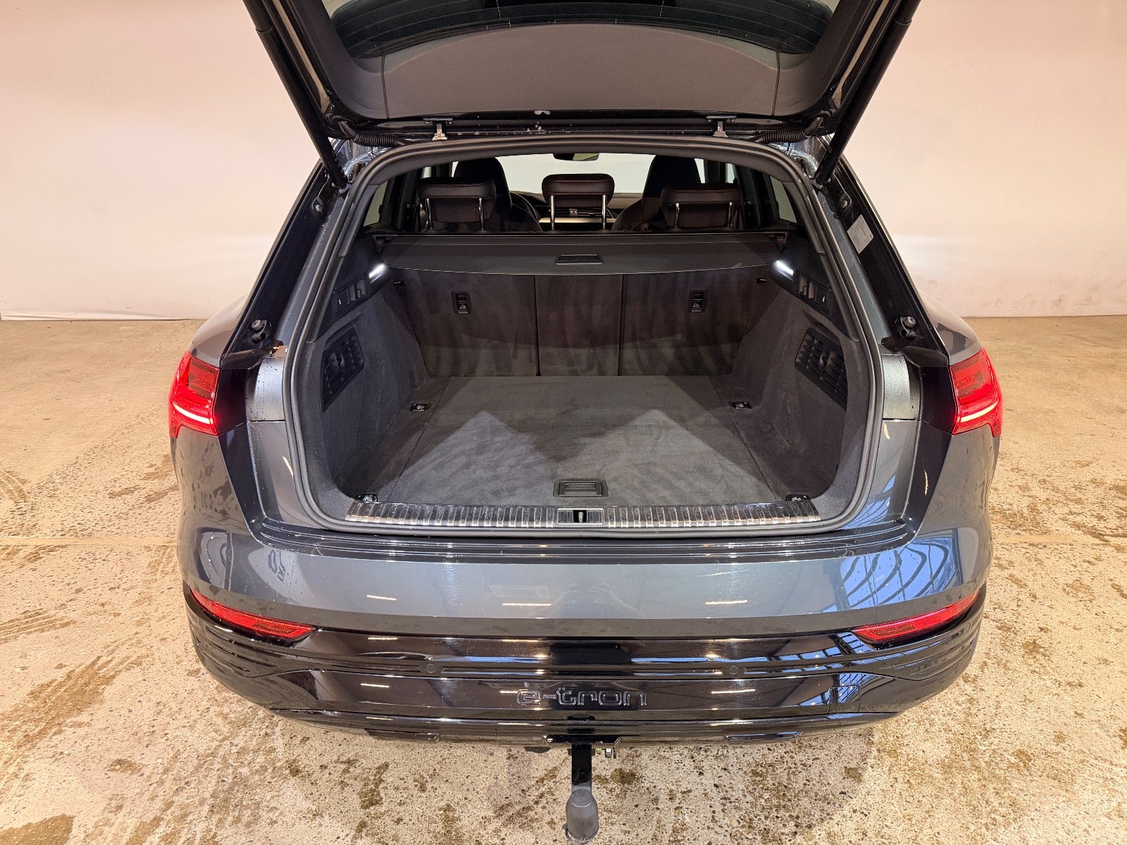 Audi Q8 e-tron S-line quattro