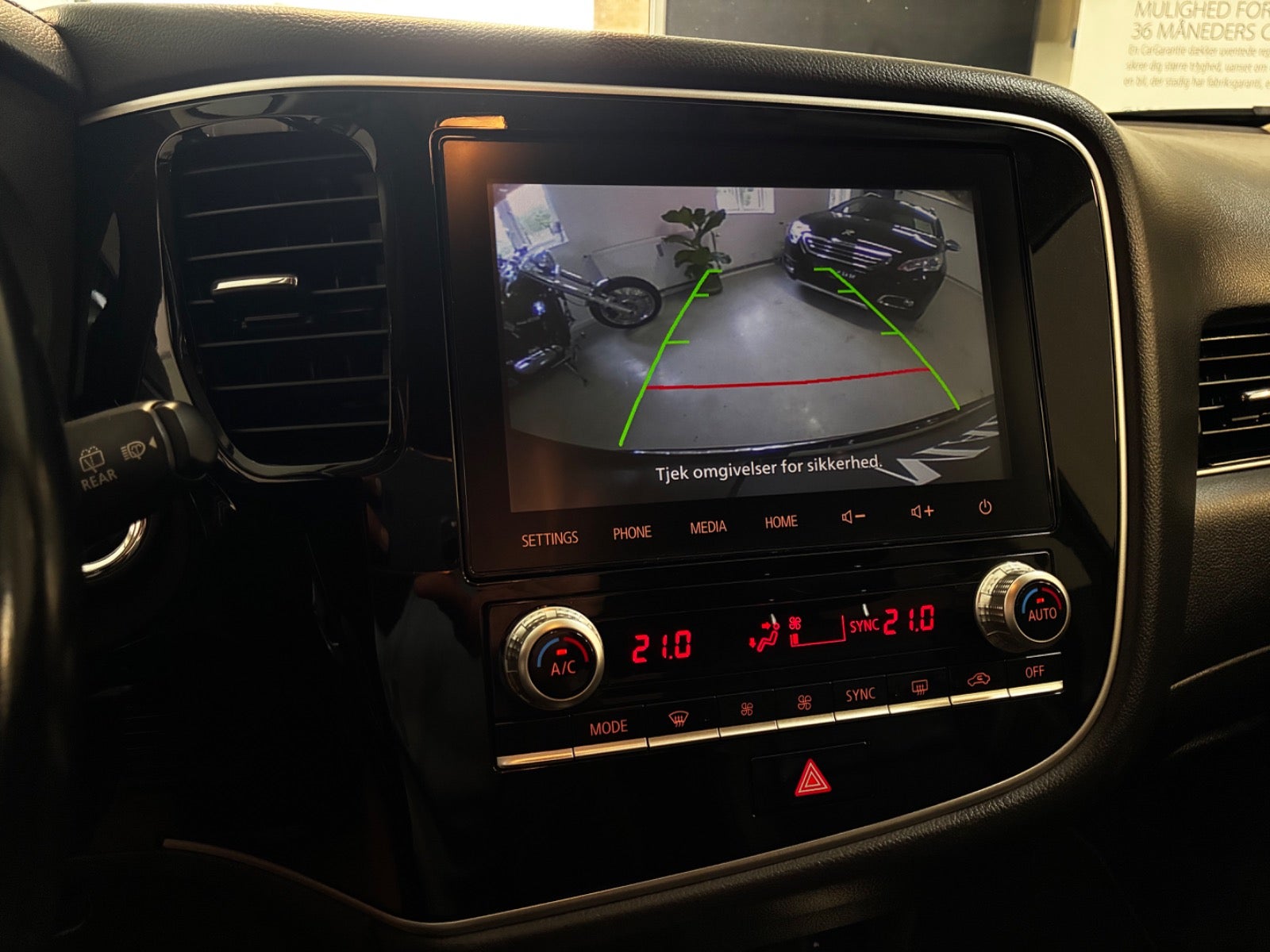 Billede af Mitsubishi Outlander 2,4 PHEV Invite+ CVT 4WD