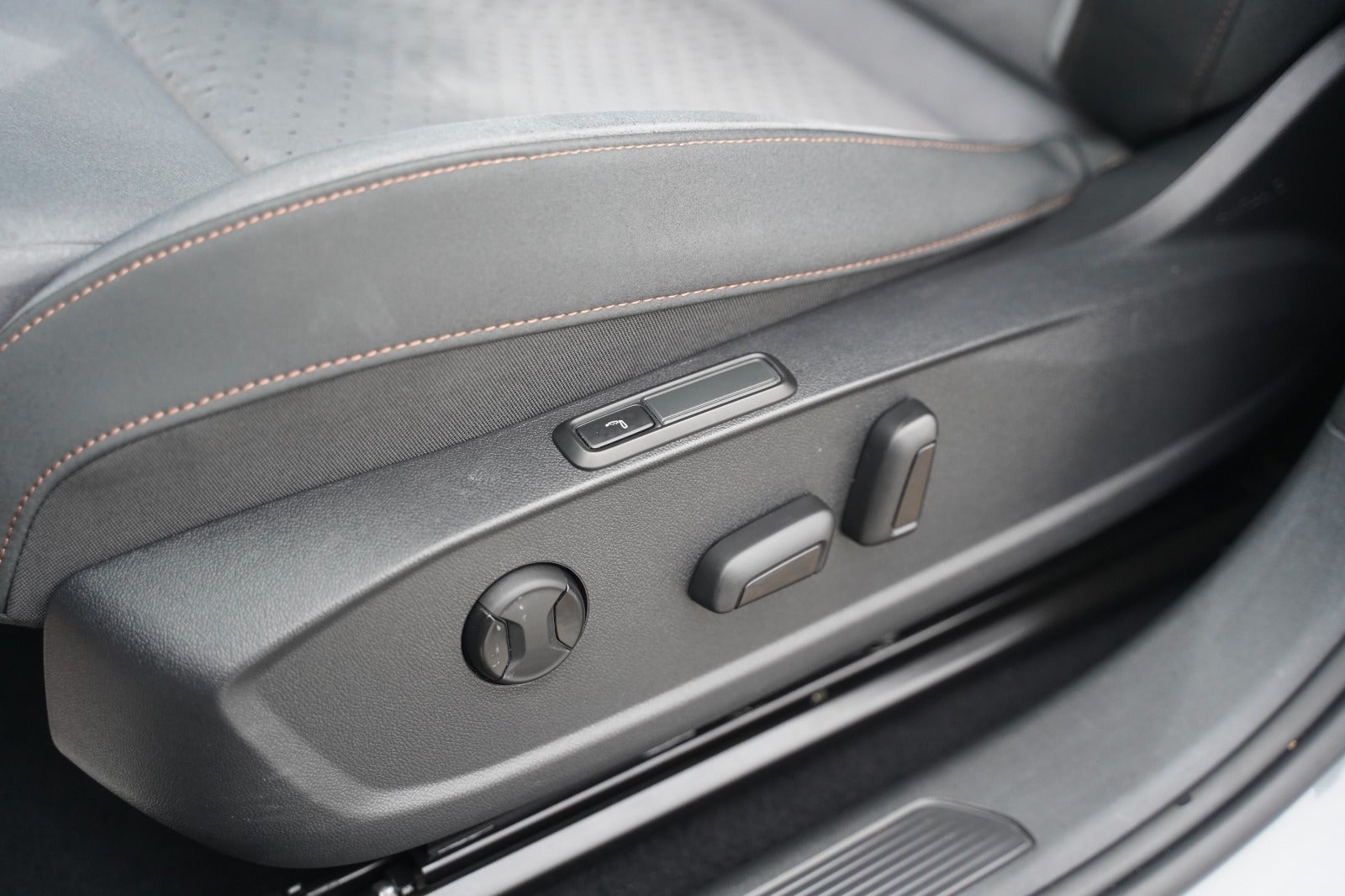 Billede af Cupra Born 58 e-Boost Dinamica Pack High