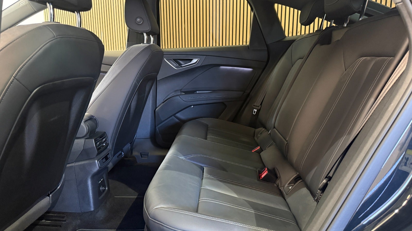 Billede af Audi Q4 e-tron 45 S-line quattro