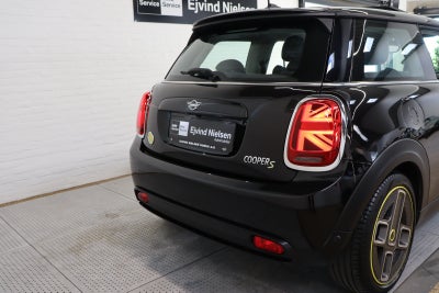 MINI Cooper SE Camden Edition