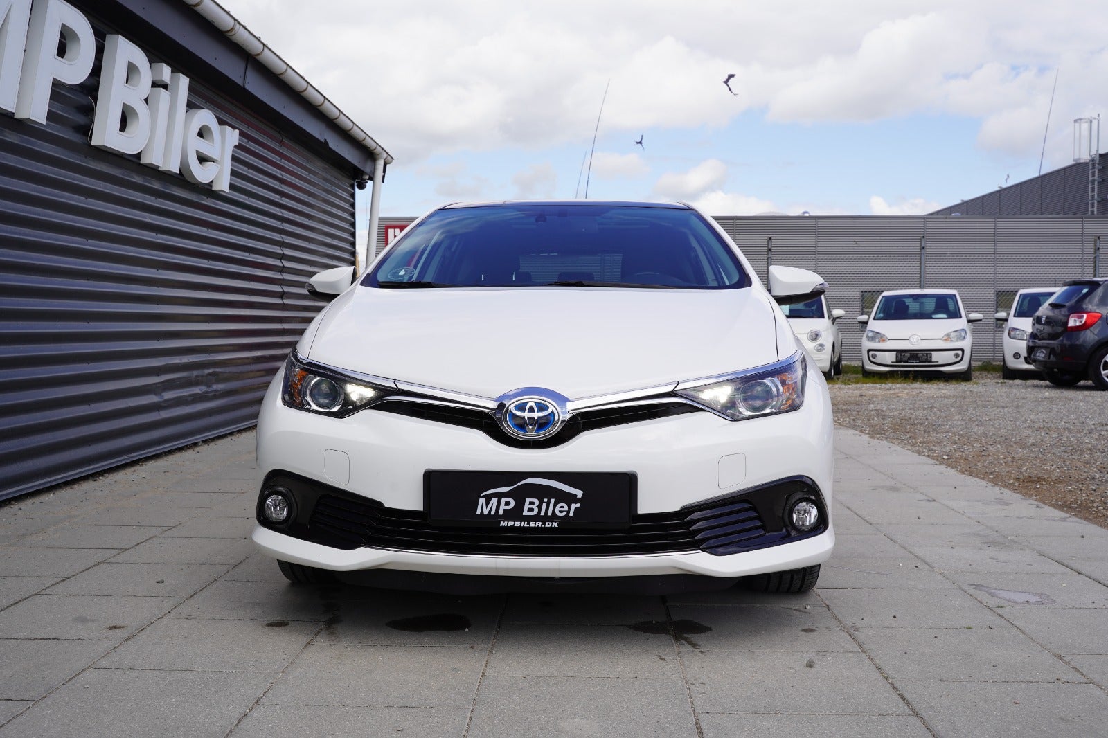 Billede af Toyota Auris 1,8 Hybrid H2 Style Skyview CVT