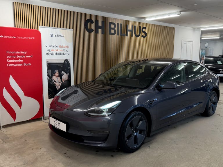 Tesla Model 3 Long Range AWD
