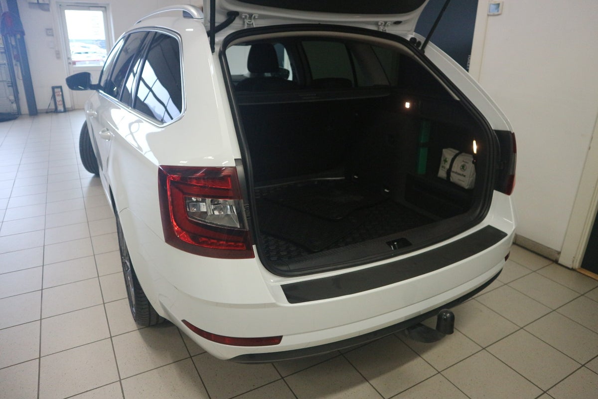 Skoda Octavia TSi 150 Style Combi