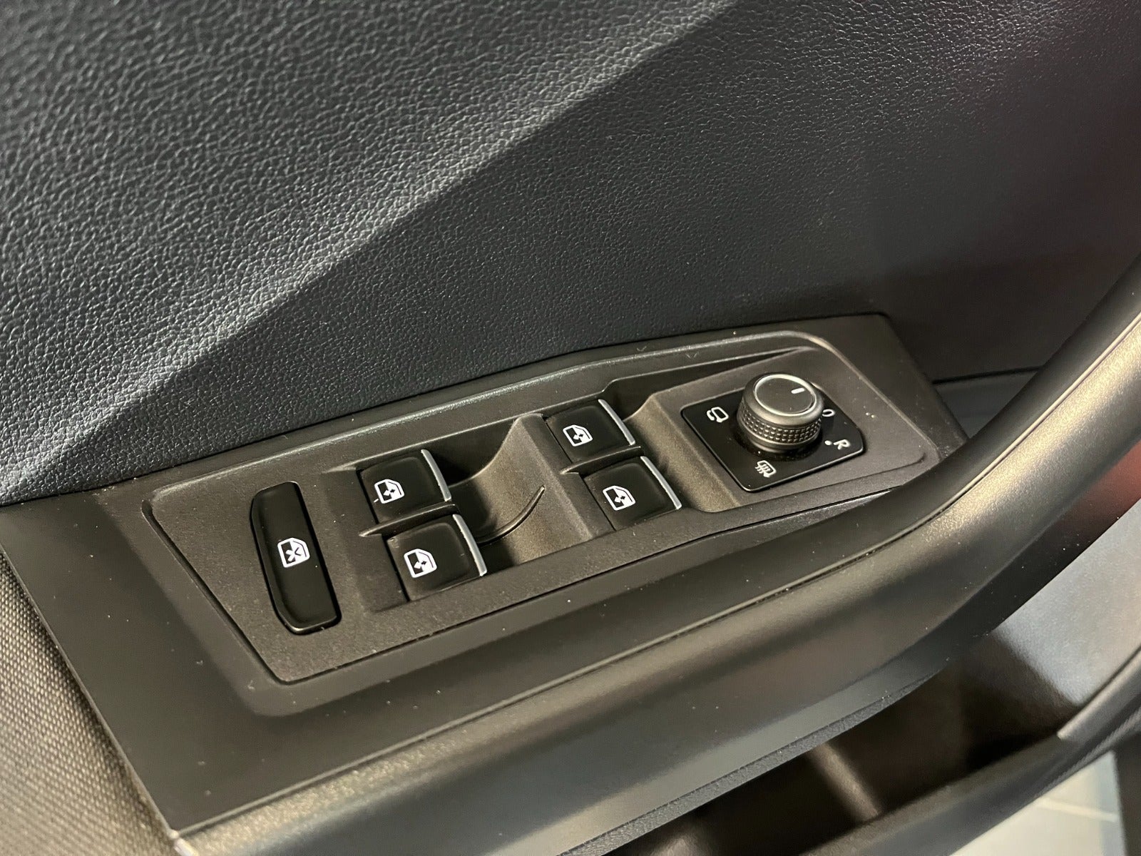 Billede af VW T-Roc 2,0 TDi 150 Sport+ DSG