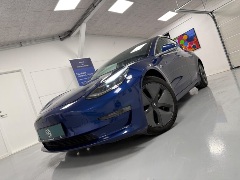 Tesla Model 3 Long Range AWD