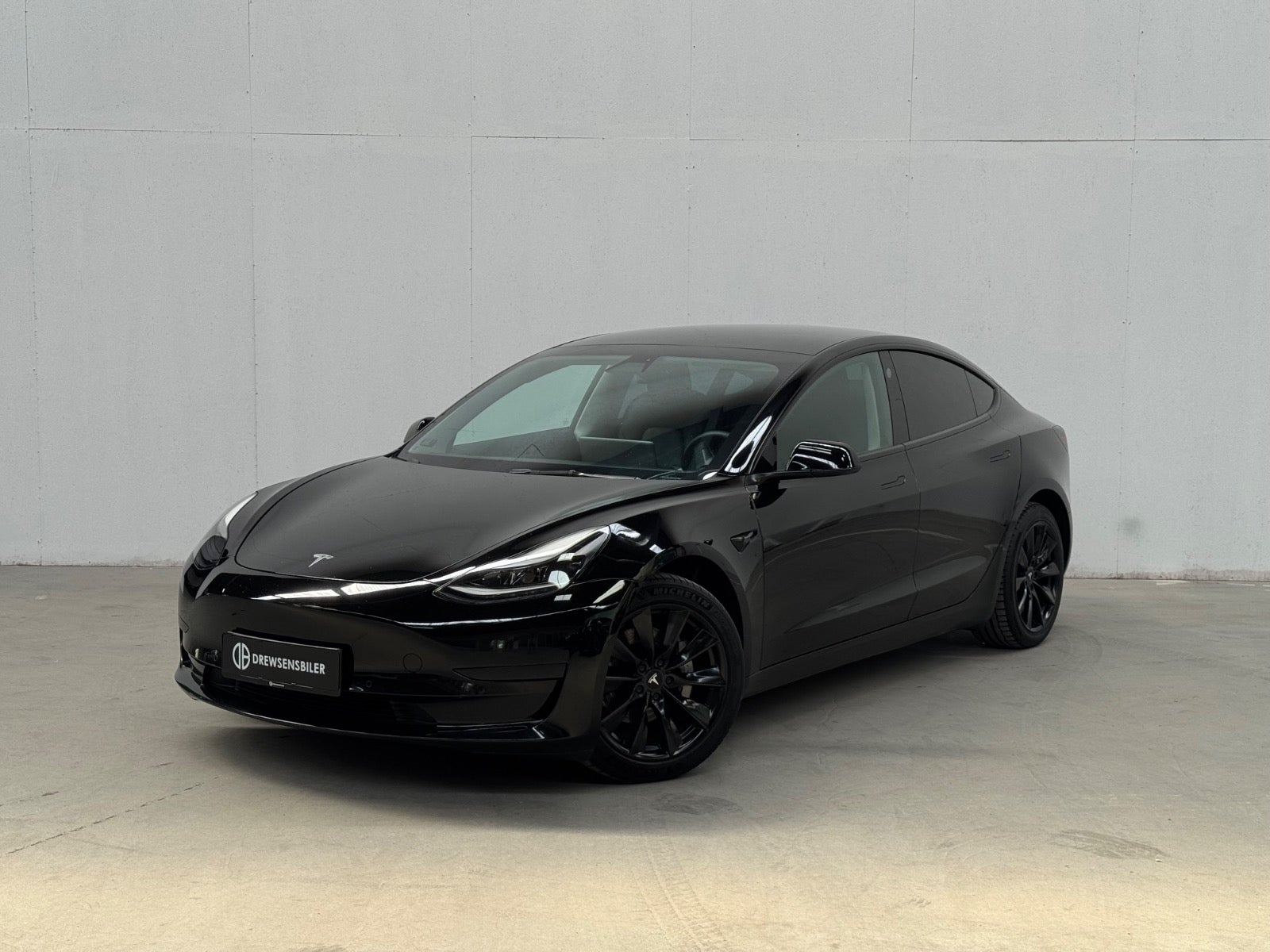 Tesla Model 3 RWD A