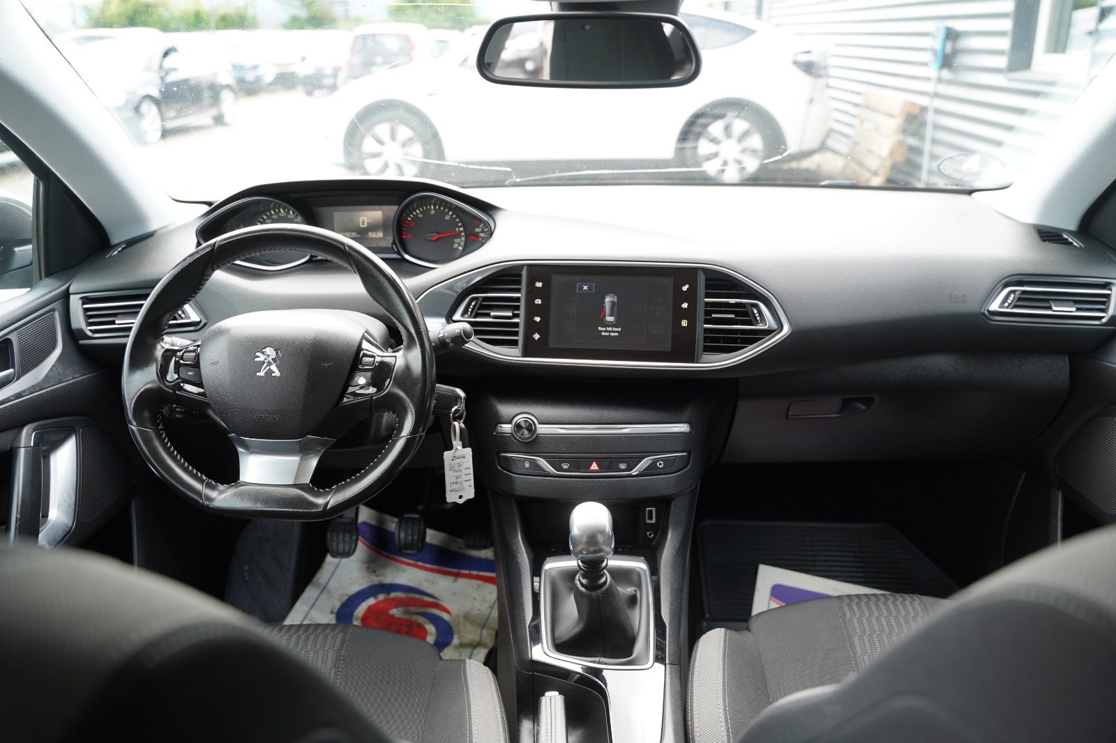 Billede af Peugeot 308 1,6 BlueHDi 120 Allure