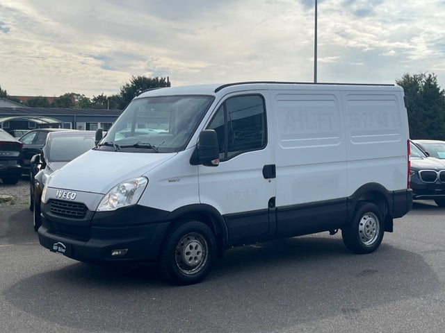Iveco Daily 3,0 35S17 7,3m³ Van