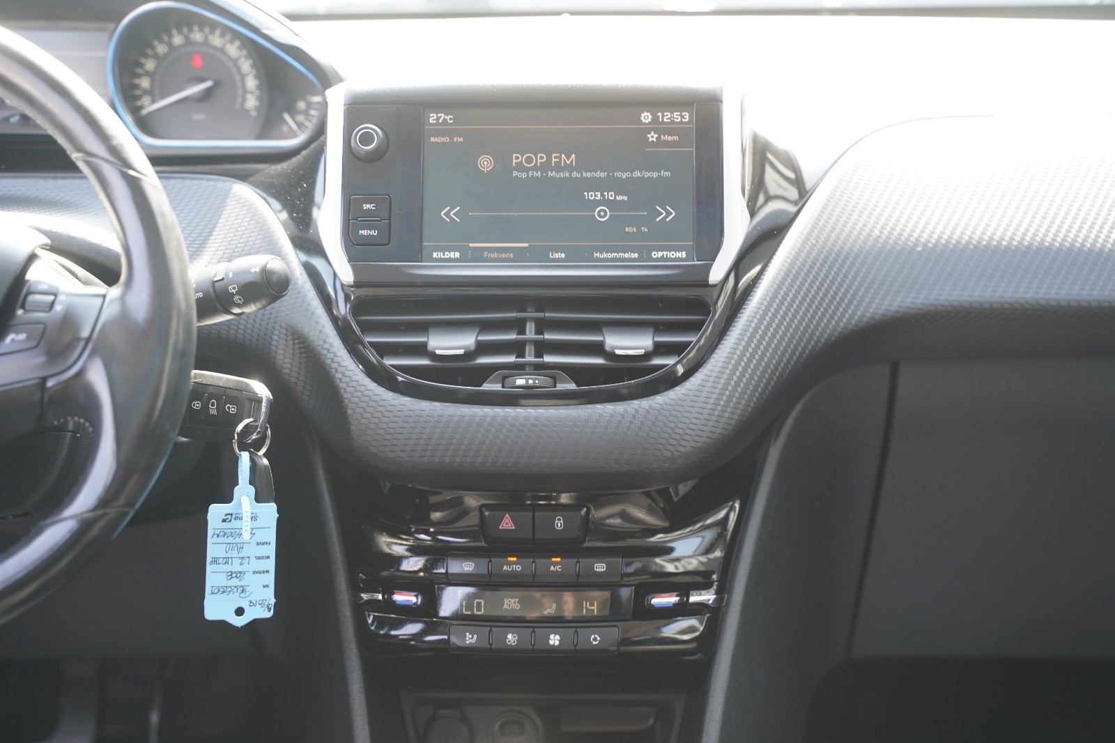 Billede af Peugeot 2008 1,2 e-THP 110 Selection Sky