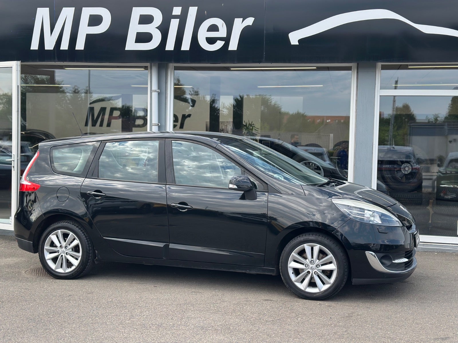 Billede af Renault Grand Scenic III 1,6 dCi 130 Dynamique 7prs
