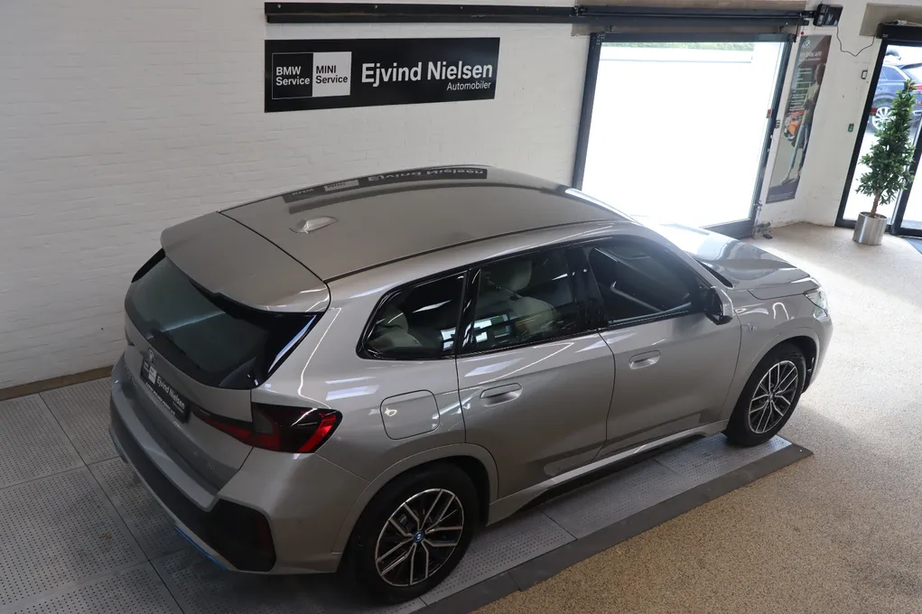 BMW iX1 xDrive30 M-Sport