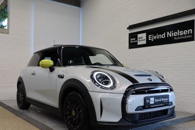 MINI Cooper SE Camden Edition