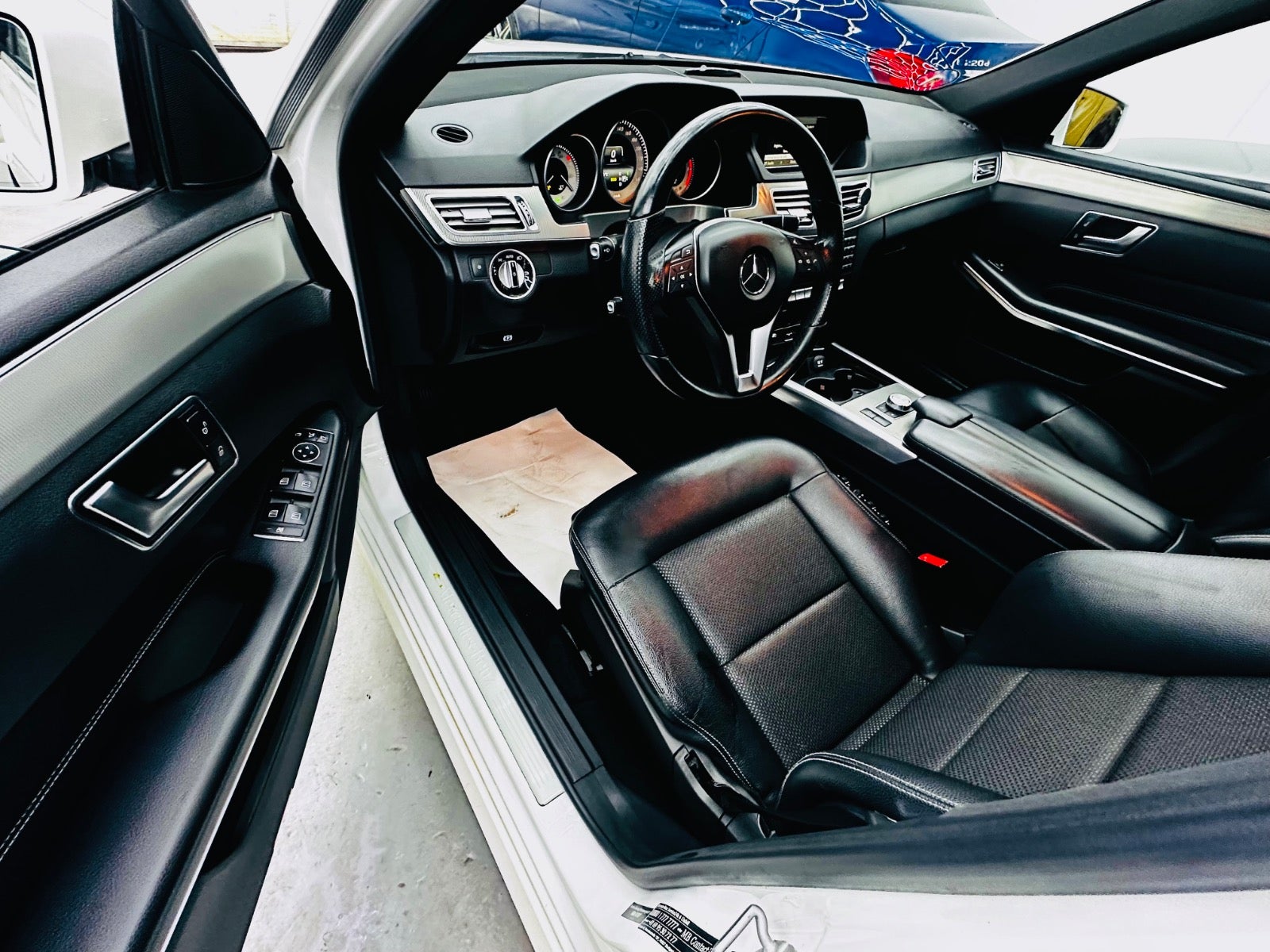 Billede af Mercedes E200 2,2 CDi Avantgarde aut.