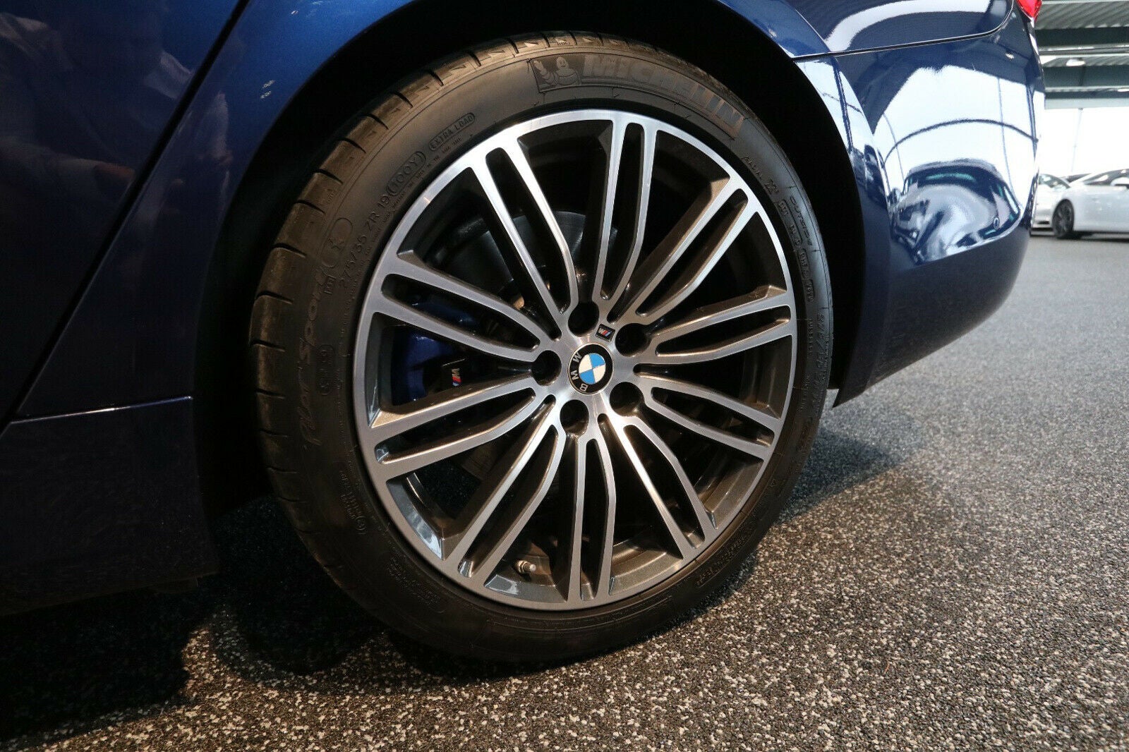 BMW 530d 3,0 Touring M-Sport xDrive aut. 5d - 10