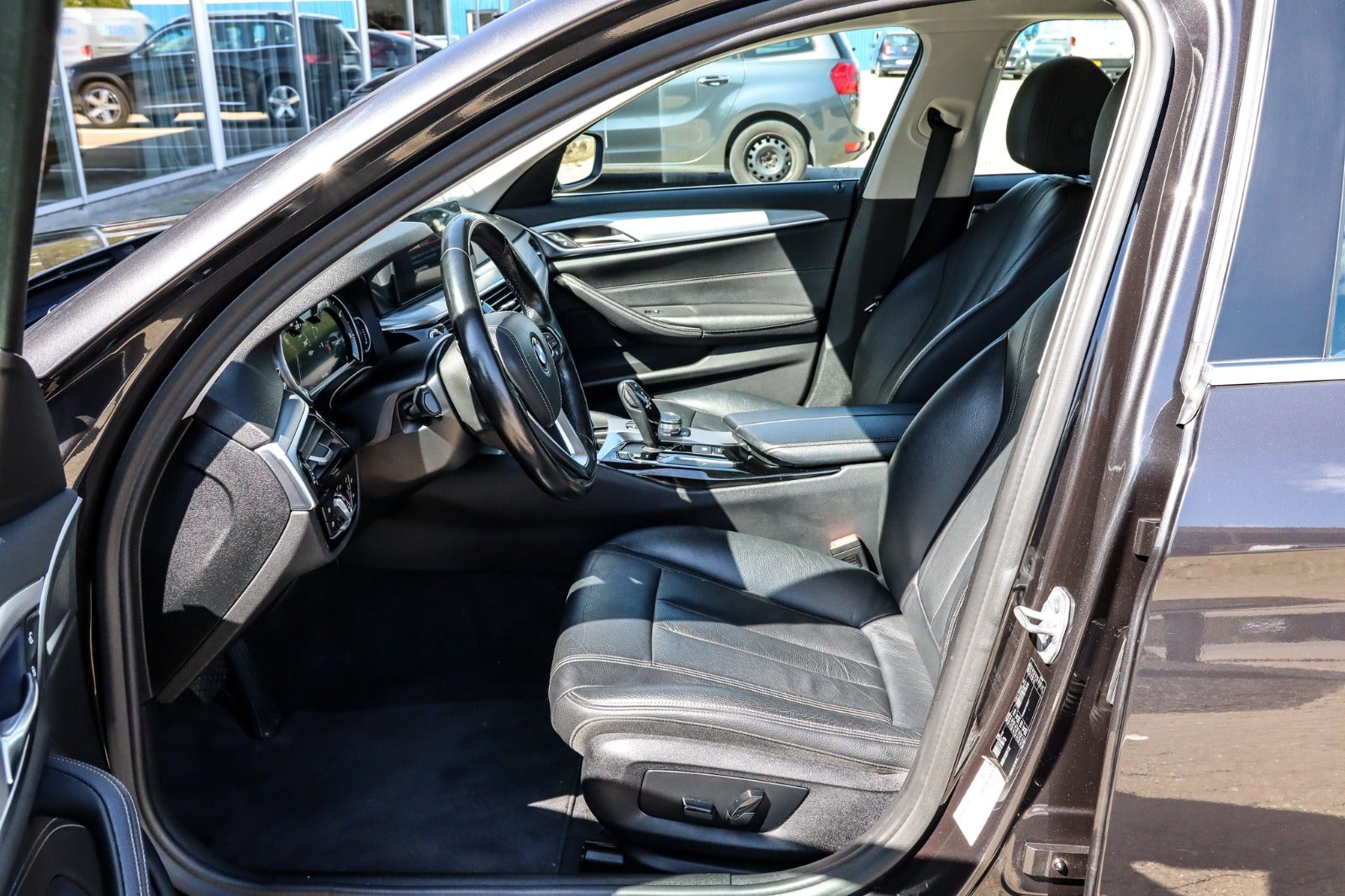 Billede af BMW 520d 2,0 Touring Sport Line aut.
