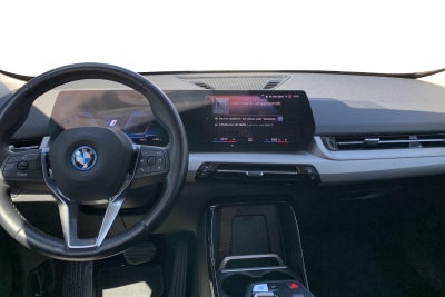 BMW iX1 xDrive30 X-Line