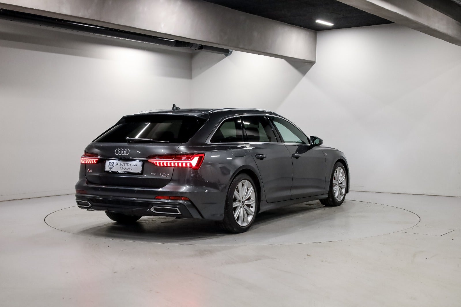 Audi A6 55 TFSi e S-line Avant quattro S-tr.