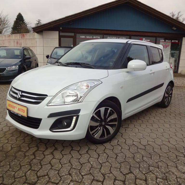 Suzuki Swift Dualjet Action