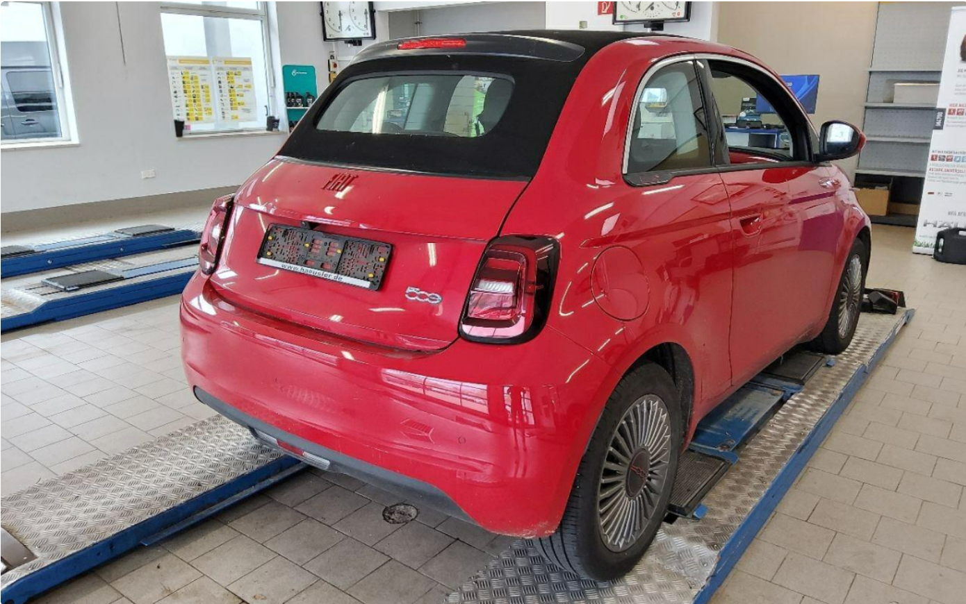 Billede af Fiat 500e 42 (RED) Cabrio