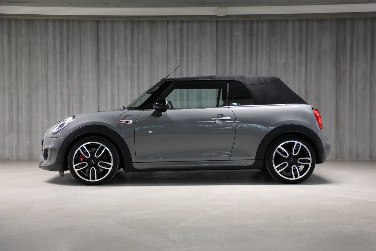 MINI Cooper S 2,0 JC Works Cabriolet aut.