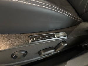 Ford Explorer Premium Extended Range