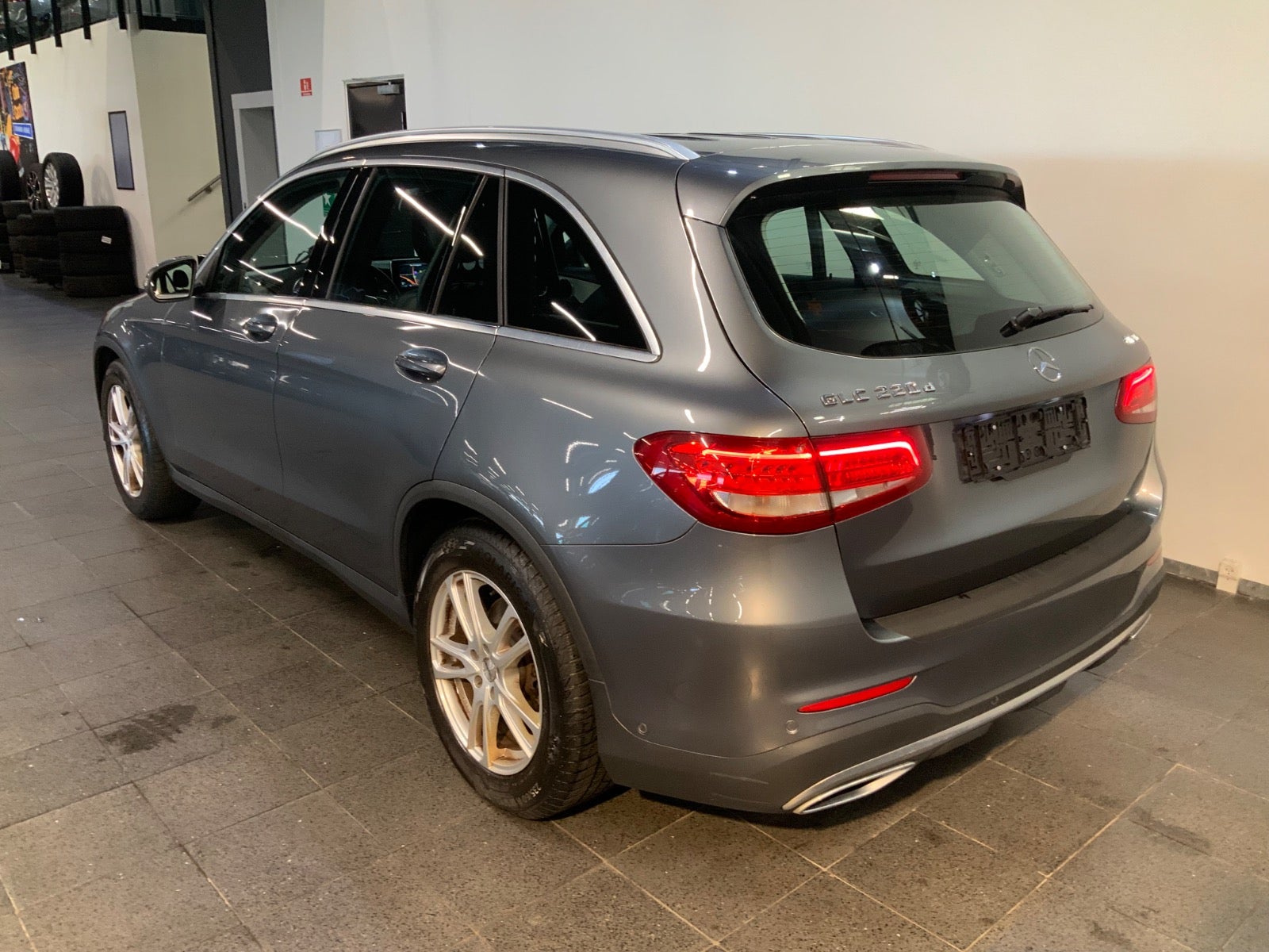 Mercedes-Benz GLC 220 d (4/8)