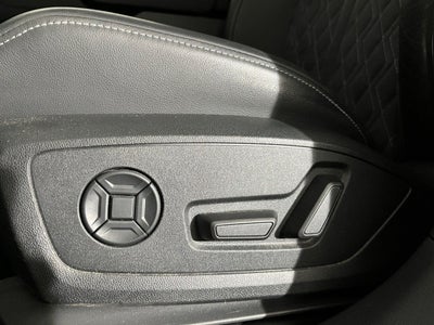 Audi Q4 e-tron 50 S-line Sportback quattro Van
