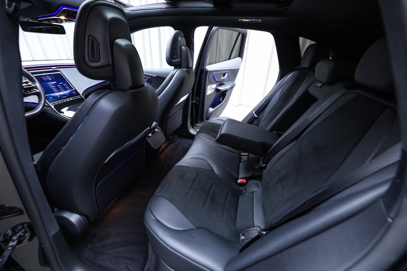 Mercedes-Benz EQE 350 SUV (5/8)
