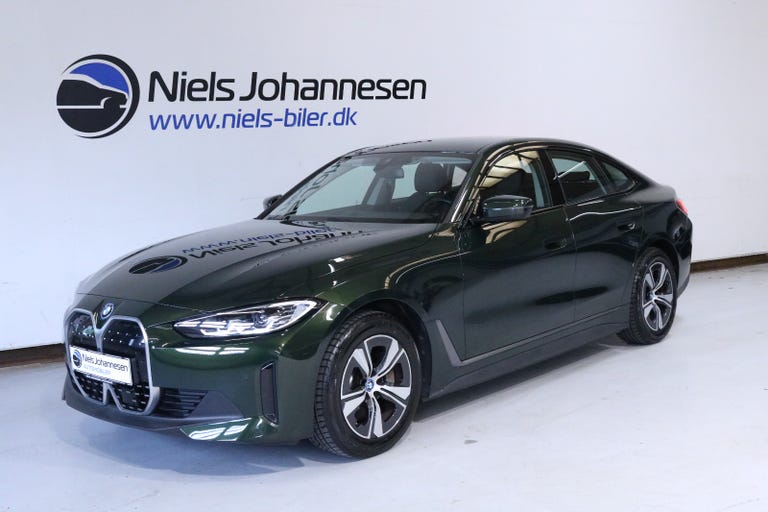 BMW i4 eDrive35