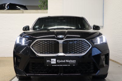 BMW iX2 eDrive20 M-Sport