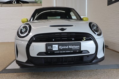 MINI Cooper SE Camden Edition