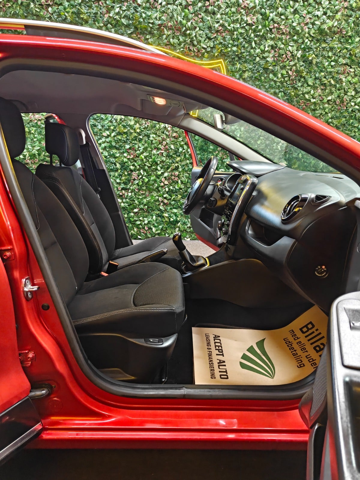 Billede af Renault Clio IV 0,9 TCe 90 Dynamique Sport Tourer