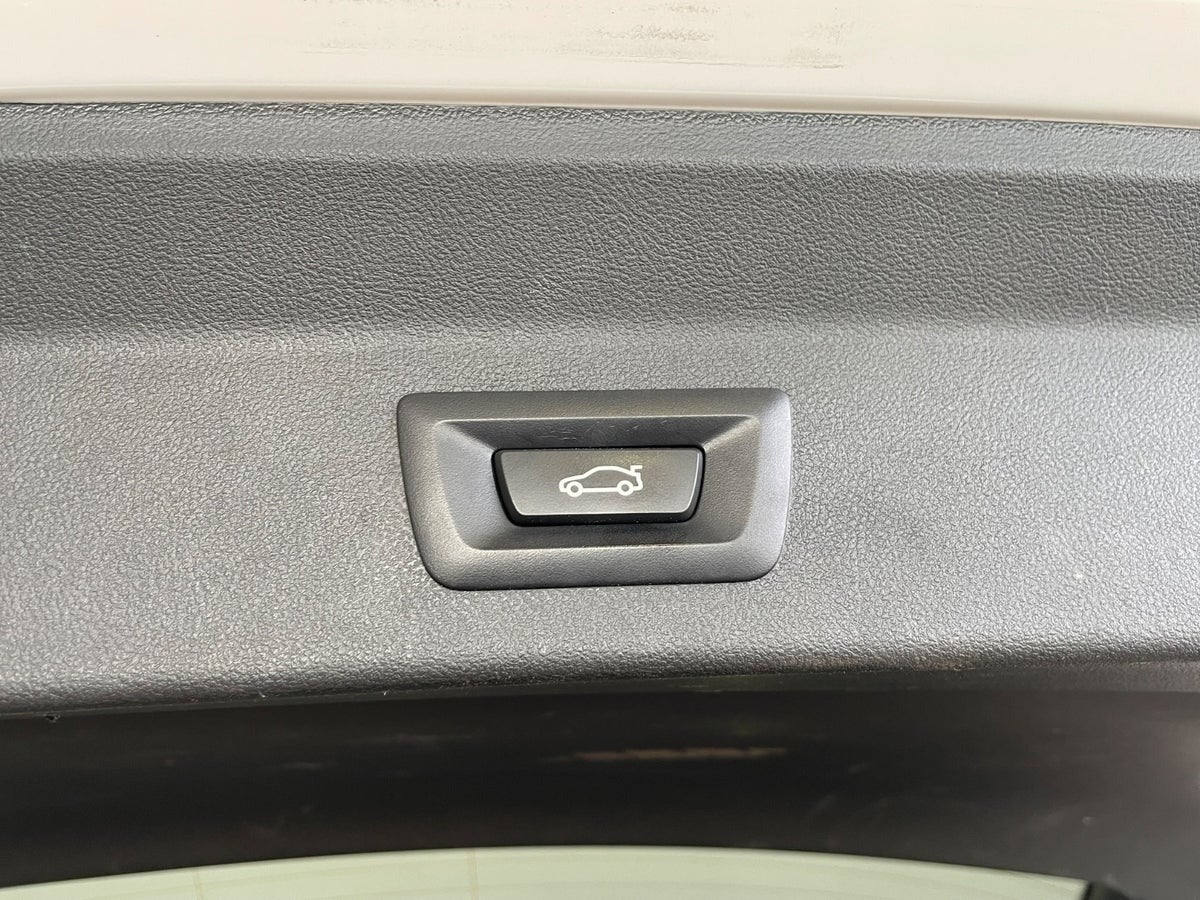 BMW iX3 Charged M-Sport