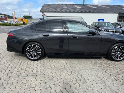 BMW i5 eDrive40 M-Sport