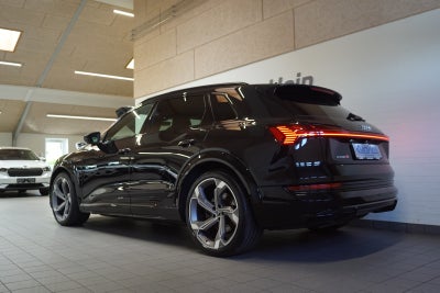 Audi e-tron S quattro