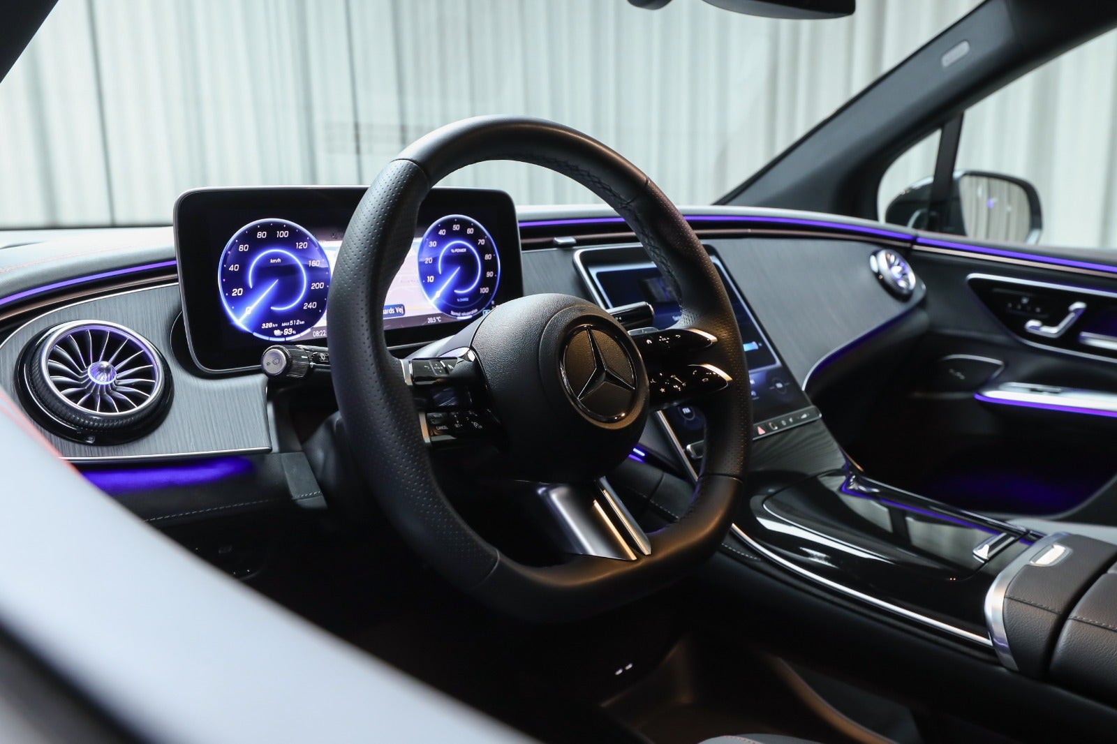 Mercedes-Benz EQE 350 SUV