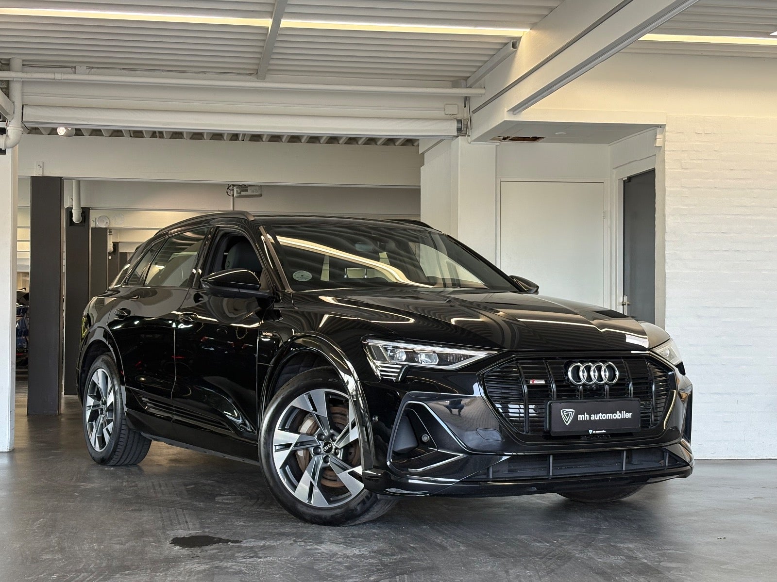 Billede af Audi e-tron 55 S-line quattro
