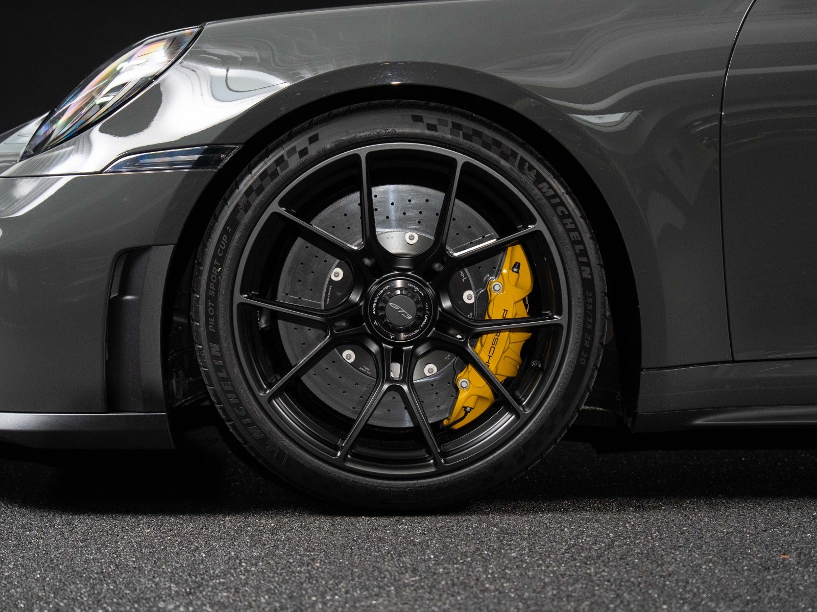 Gallery image 5 of 18