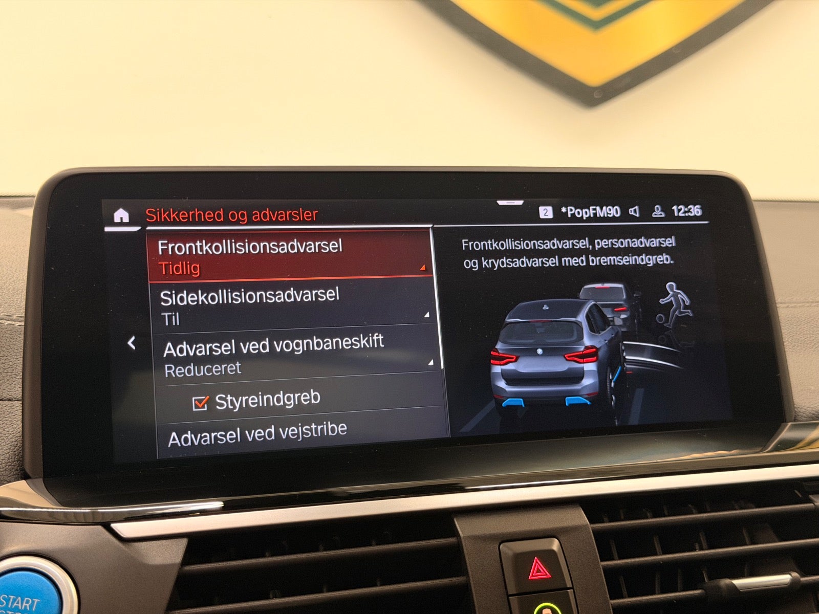Billede af BMW iX3  Charged Plus