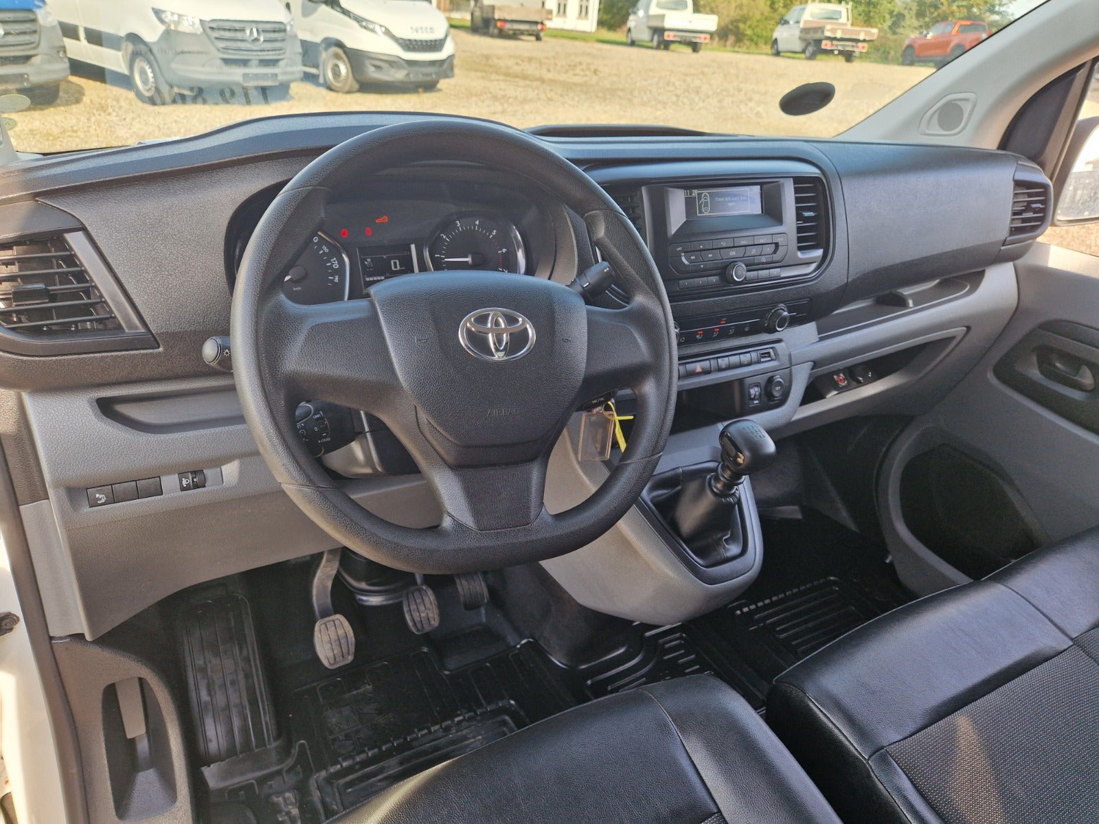 Billede af Toyota ProAce 1,6 D 115 Medium Comfort