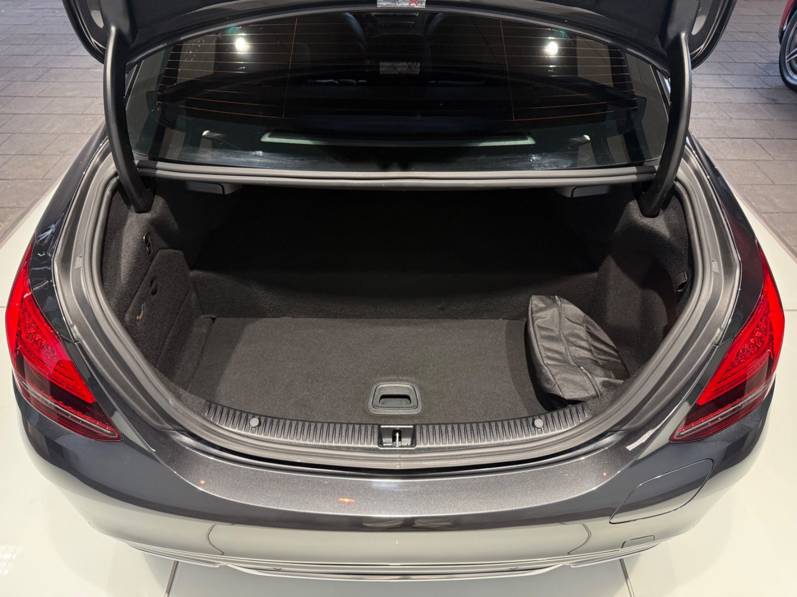 Billede af Mercedes C300 de 2,0 AMG Line aut.